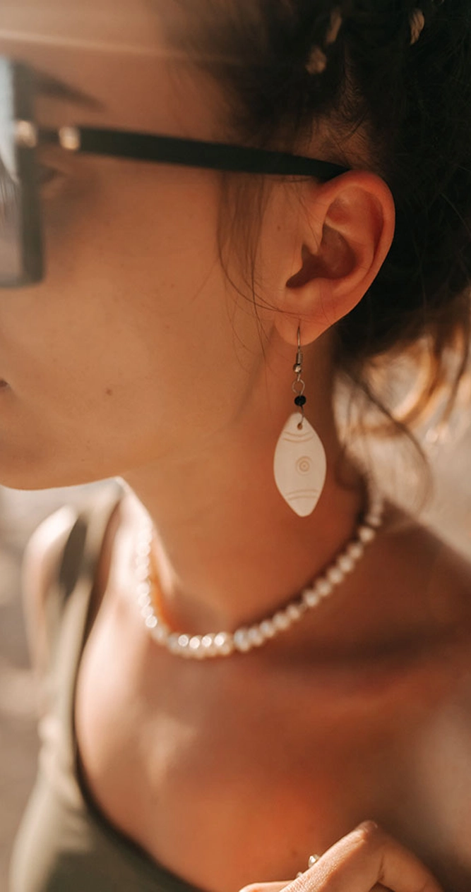 Image of ladies ear